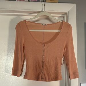 Chic Peach Button-Down Ribbed Top